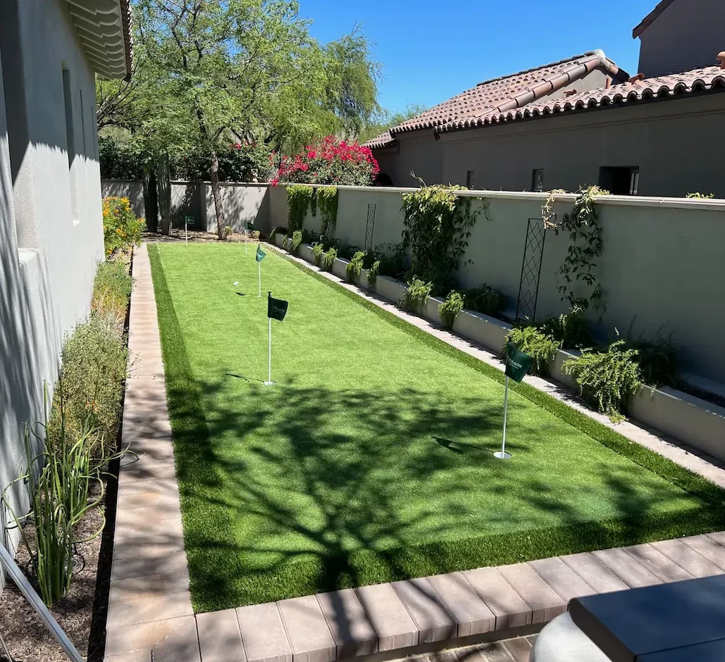 residential yard putting green